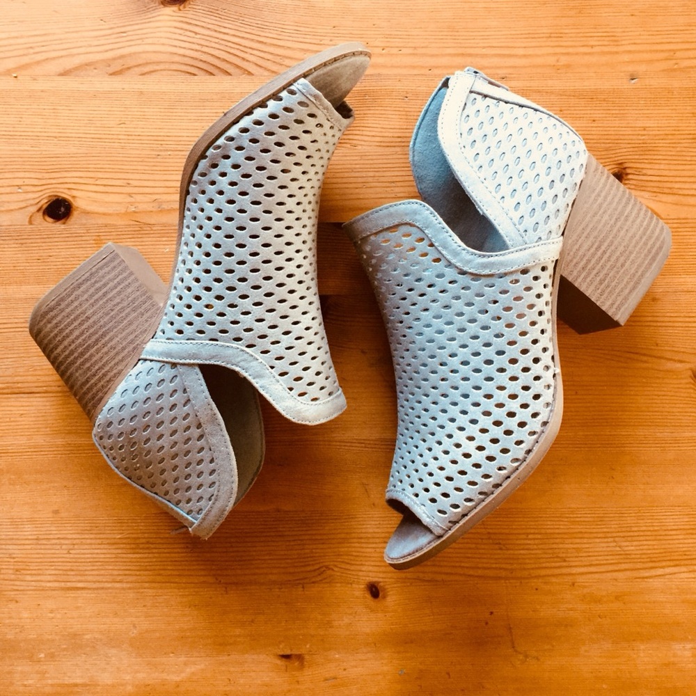 Qupid open toe shoes 👠